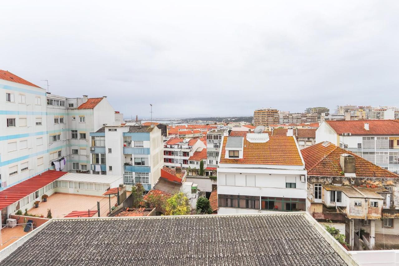 Vita Portucale ! Cacilhas River View Almada Ngoại thất bức ảnh