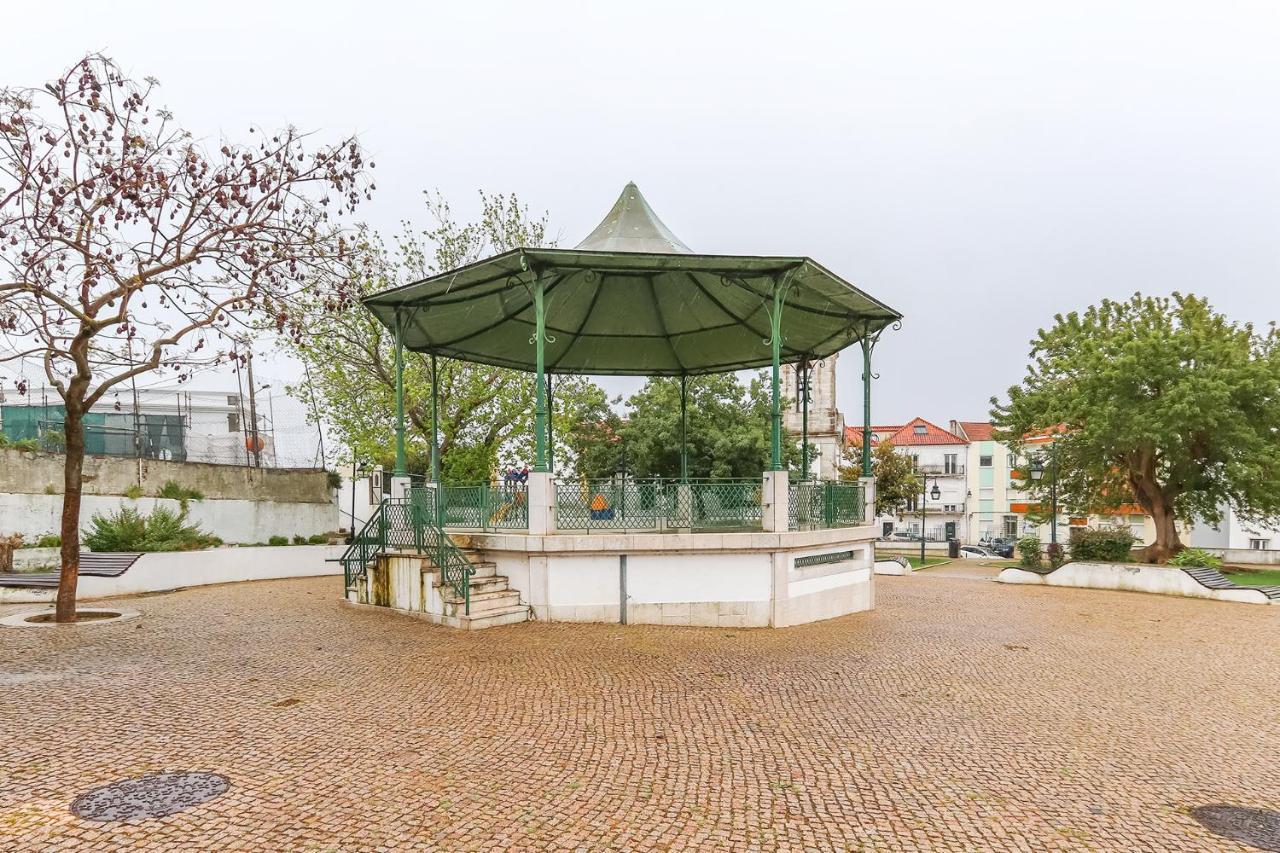 Vita Portucale ! Cacilhas River View Almada Ngoại thất bức ảnh